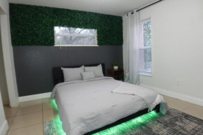 WELCOME TO YELLOW ROOM/ HOME AWAY FROM HOME!